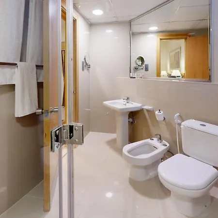 Golden Sands Hotel Apartments-2